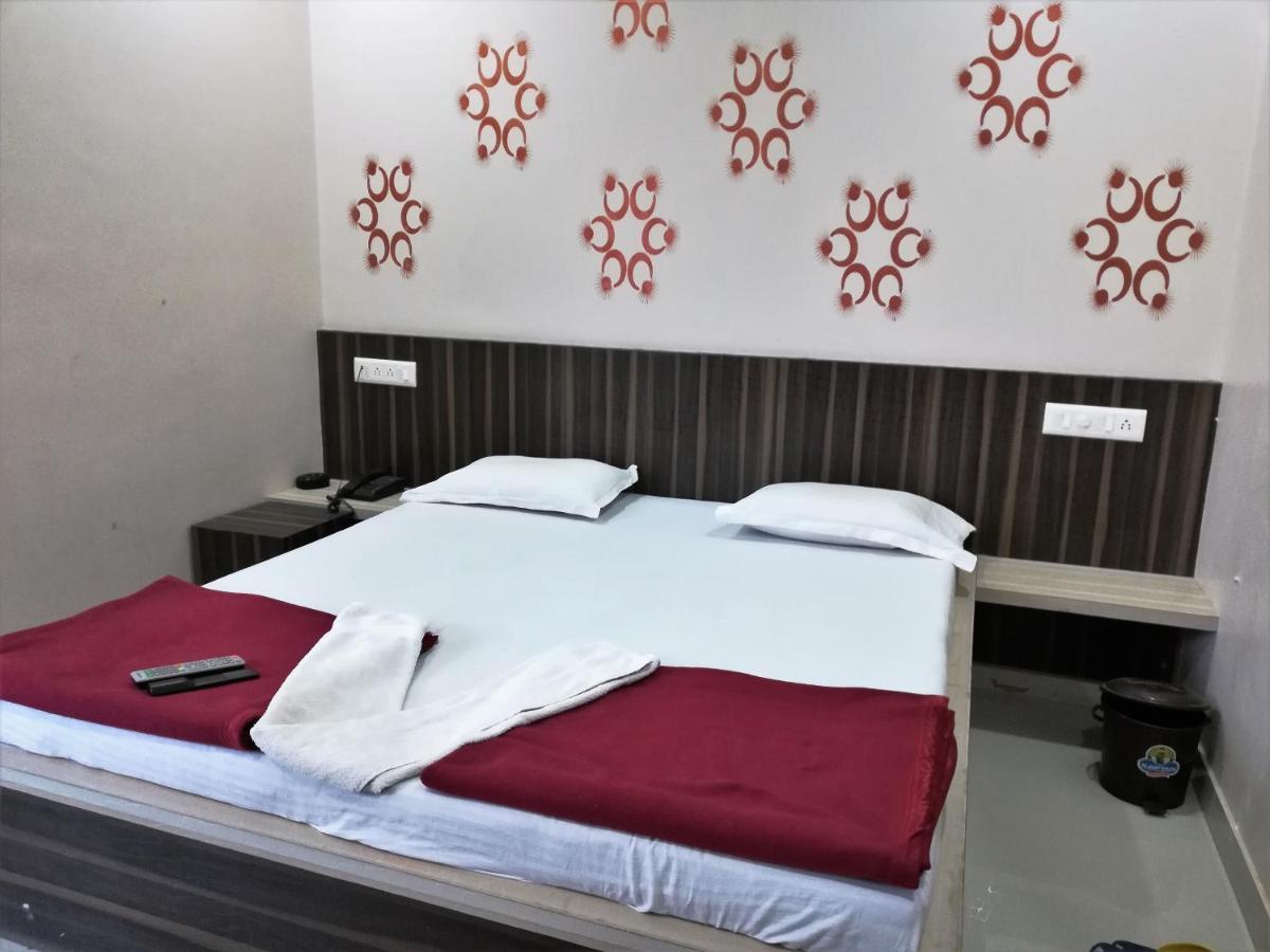 Hotel Shiv Regency Kukma 외부 사진